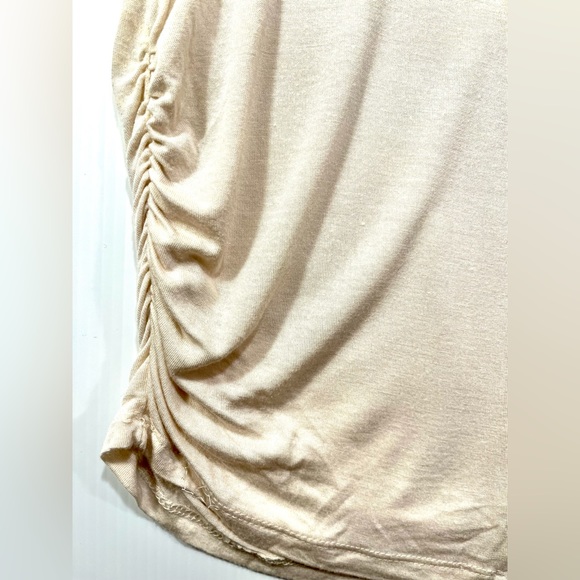 💰SALE 2 SHIRT BUNDLE Valerie Bertinelli (teal) & Rue 21 (cream) - Picture 12 of 12